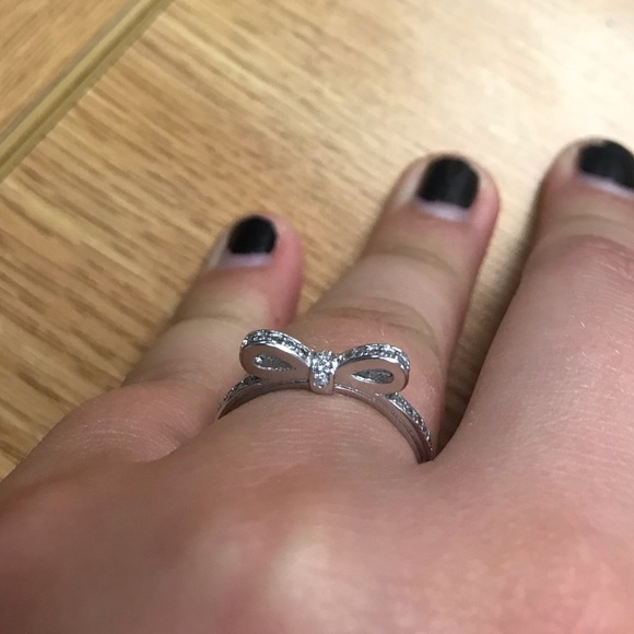 Sterling Silver Ring - Picture 4 of 8